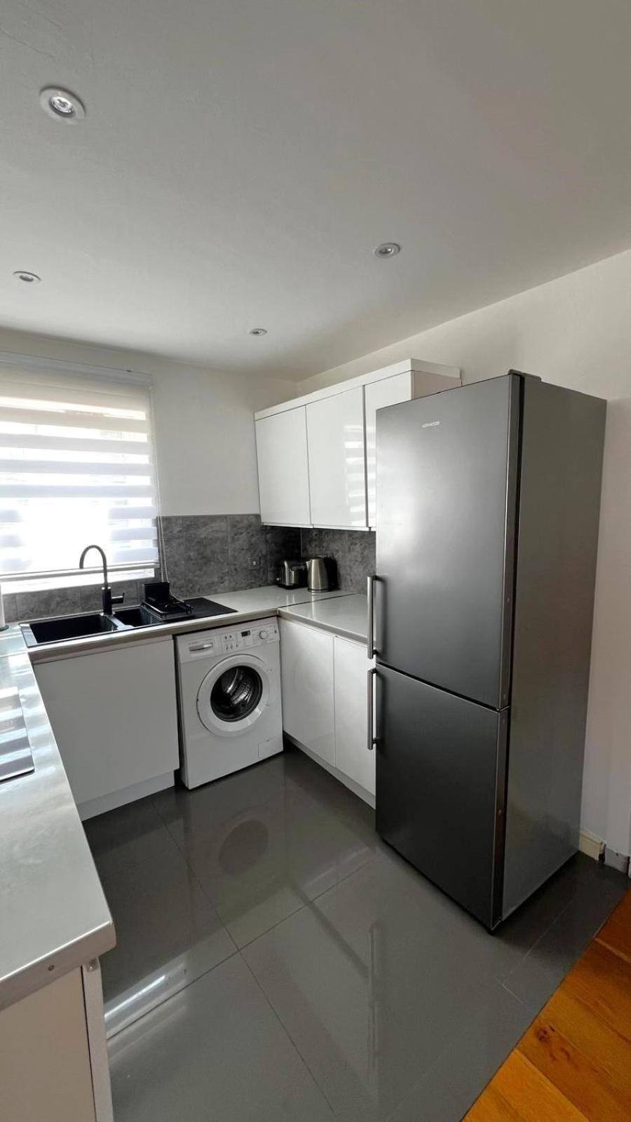 2-Bedroom Flat Walking Distance To Excel London - Perfect Location! المظهر الخارجي الصورة